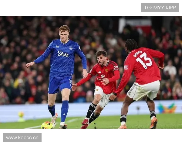 曼联体系崩溃引发连败,当前阶段战术执行不足对球队表现造成影响 曼联体系崩溃引发连败,当前阶段战术执行不足对球队表现造成影响